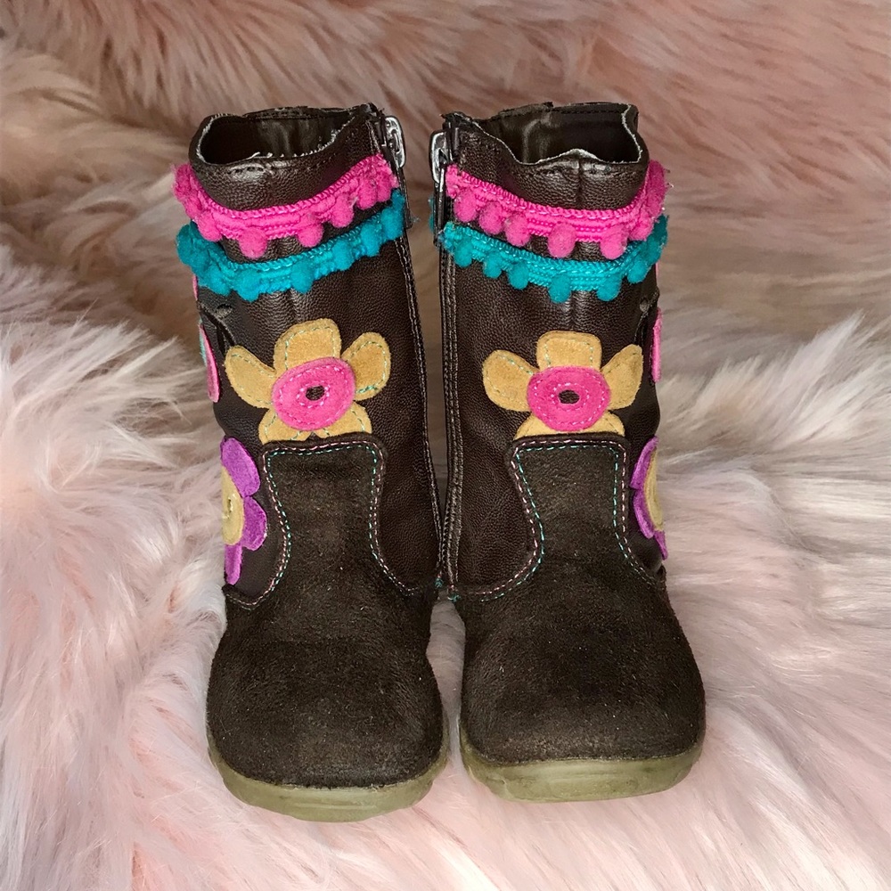 Stride Rite Boots size 4 - Picture 5 of 5